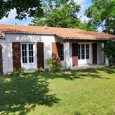Maison A 8 Min A Pied De La Plage Avec Jardin Clos Et Ombrage Saint-Georges-d'Oleron Exterior photo