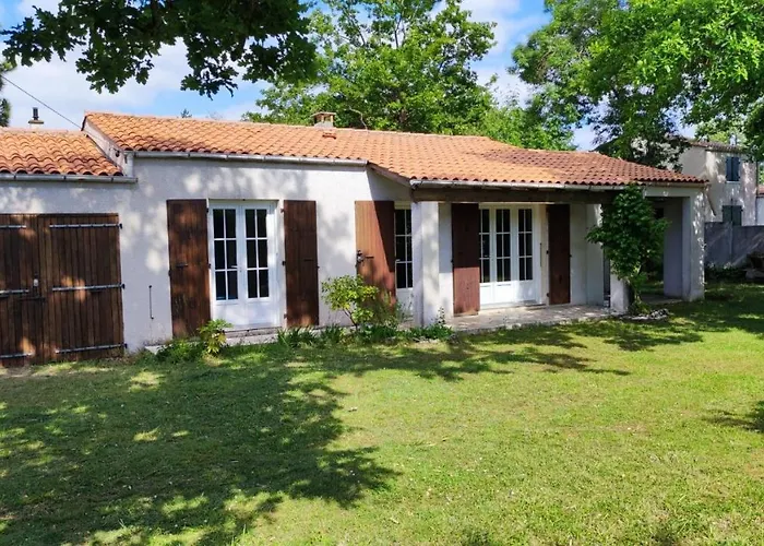 Maison A 8 Min A Pied De La Plage Avec Jardin Clos Et Ombrage
